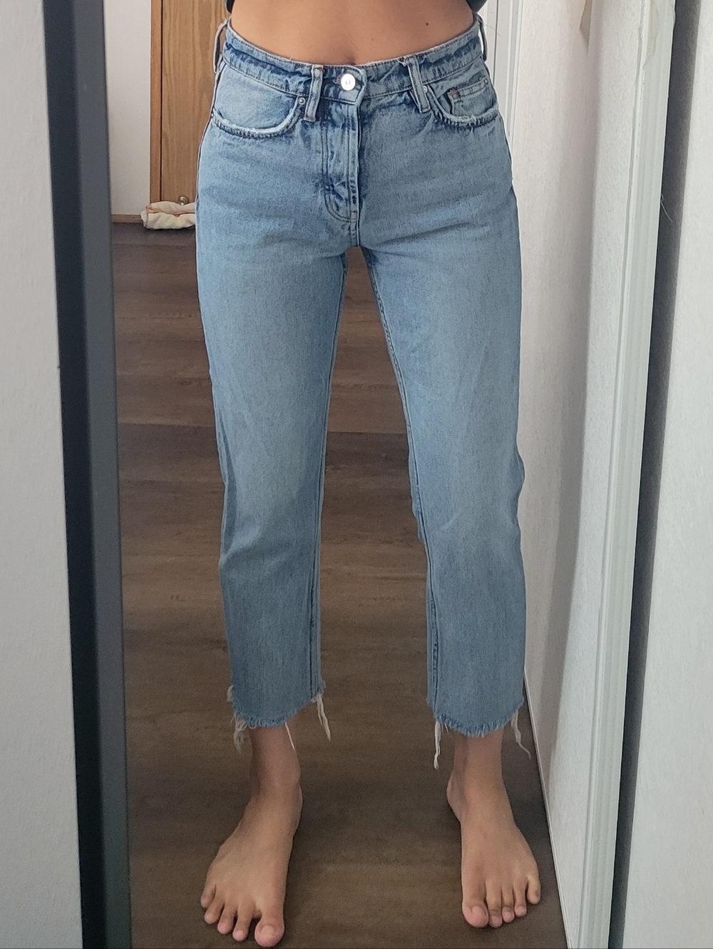 Zara High-Rise Straight Crop Women's Jeans in Light Blue